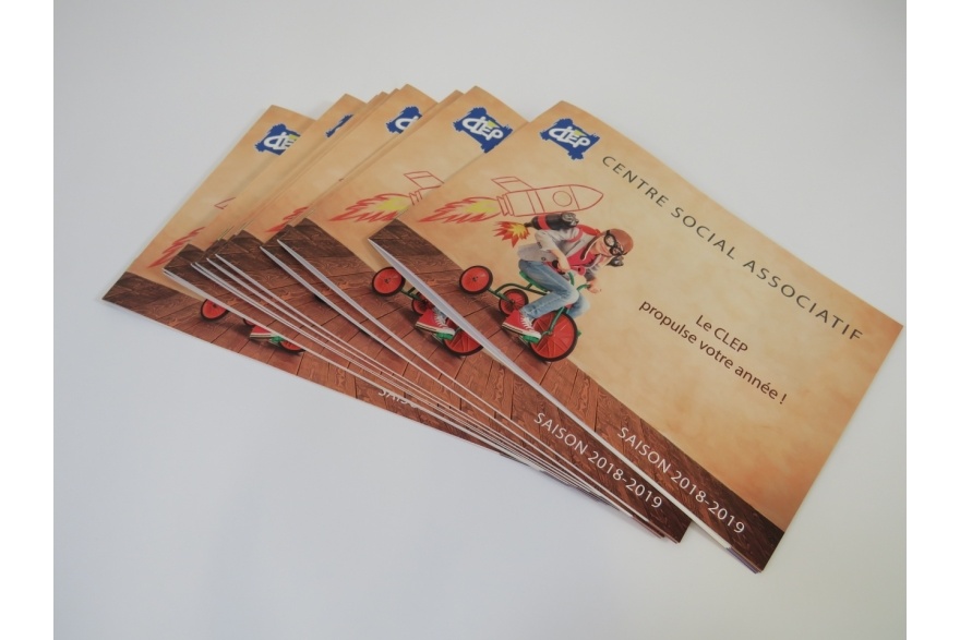 Ensemble de brochures