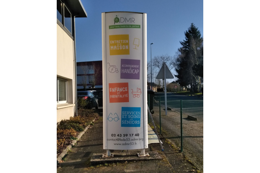 Grand format Totem ADMR